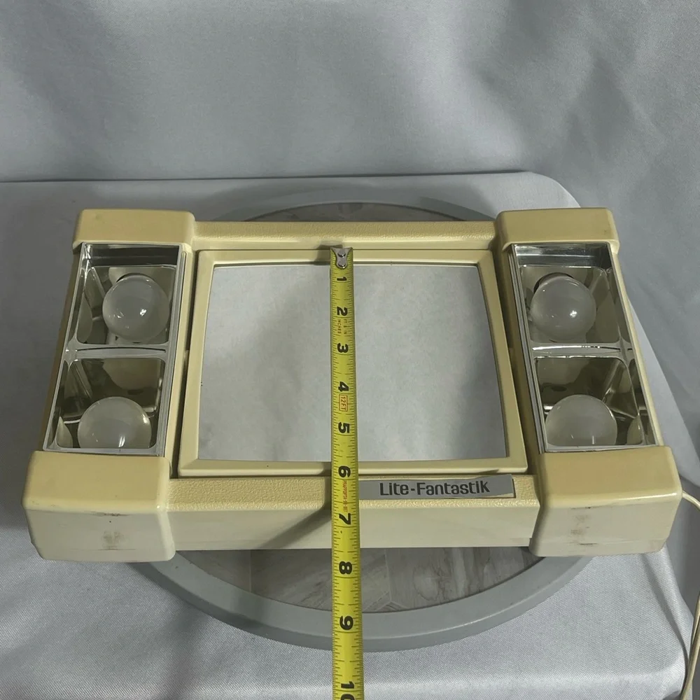 Vintage Lite-Fantastik Lighted Makeup Mirror 1970s Portable Works